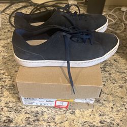 Clarks Pawley Springs Navy suede Womens Size 9