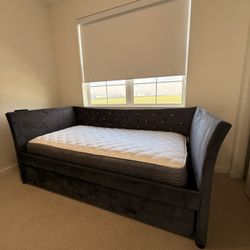Grey day Bed With Mattresses Included 