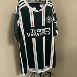 Manchester United 2013-14 Third Shirt Comes With Jersey & Shorts 