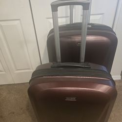 Beautiful hard shell luggage