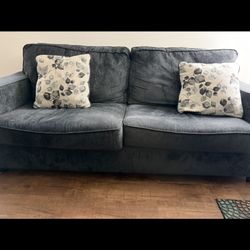 Sofa - Ashley 