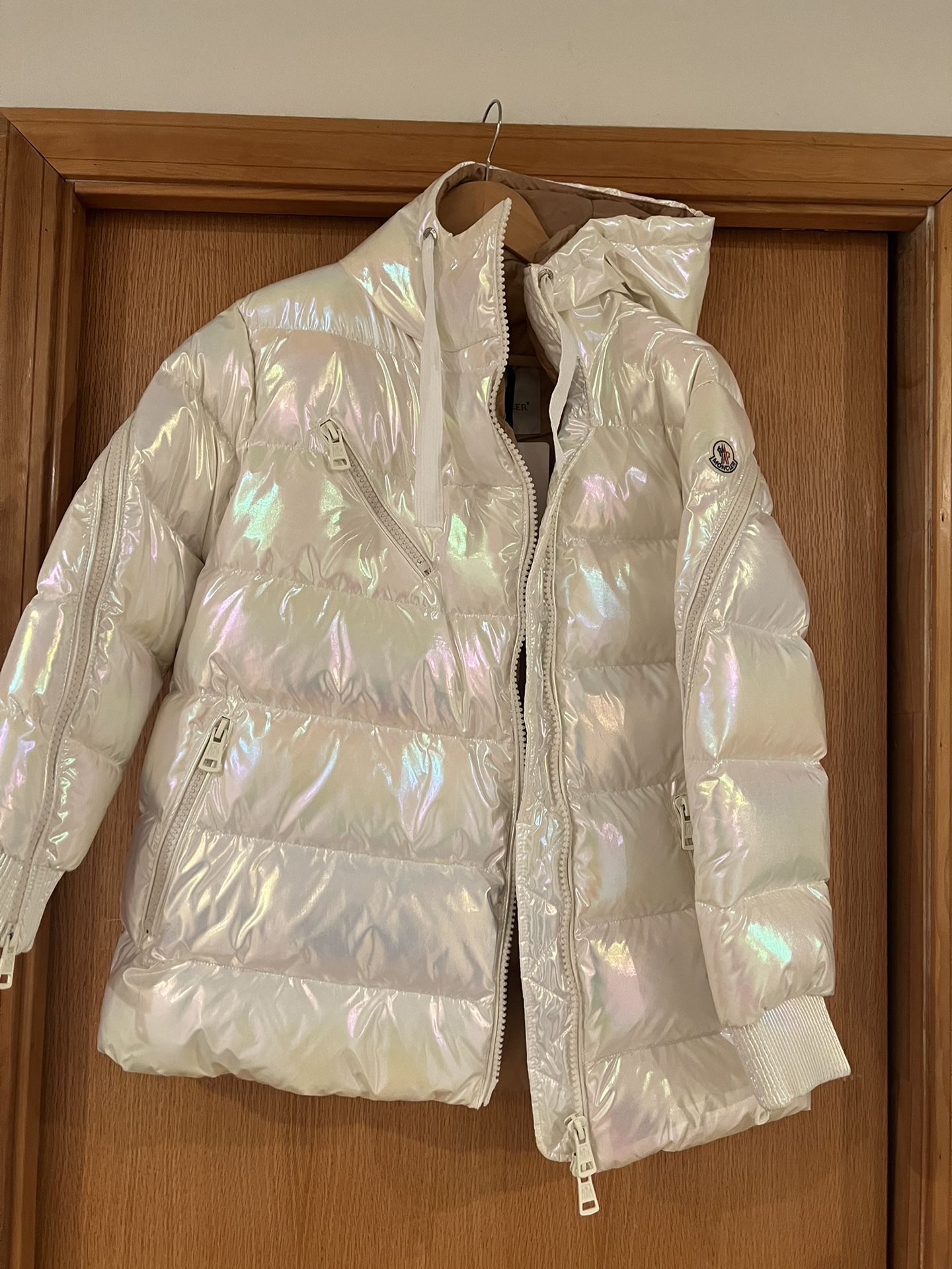 Moncler Coat Waterproof New Never Worn Size 1 Metallic White 