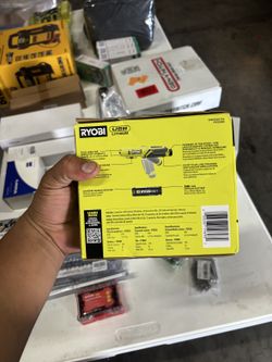 RYOBI USB Lithium Pivot Screwdriver Kit FVD50K, New