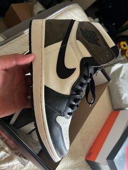 Jordan 1 Dark Mocha