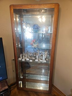 Curio cabinet