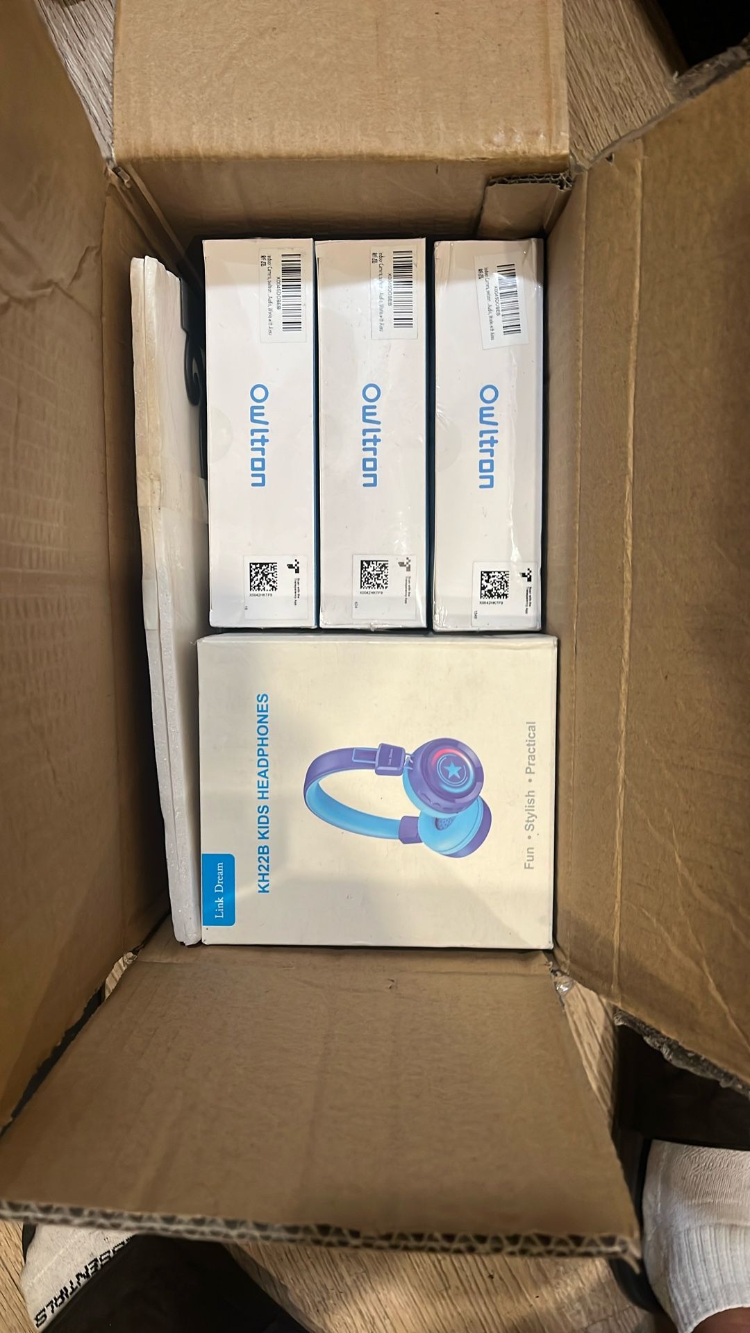 Cameras, Headphones For kids, Carbon Monoxide Detectir
