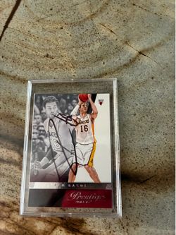 Pau Gasol autographed card