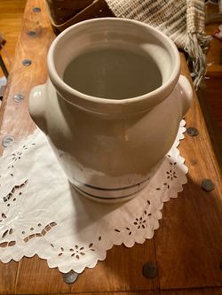 Robinson-Ransbottom Crock Ware