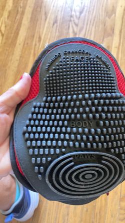 Bamboo Charcoal Infused Pet Grooming Glove