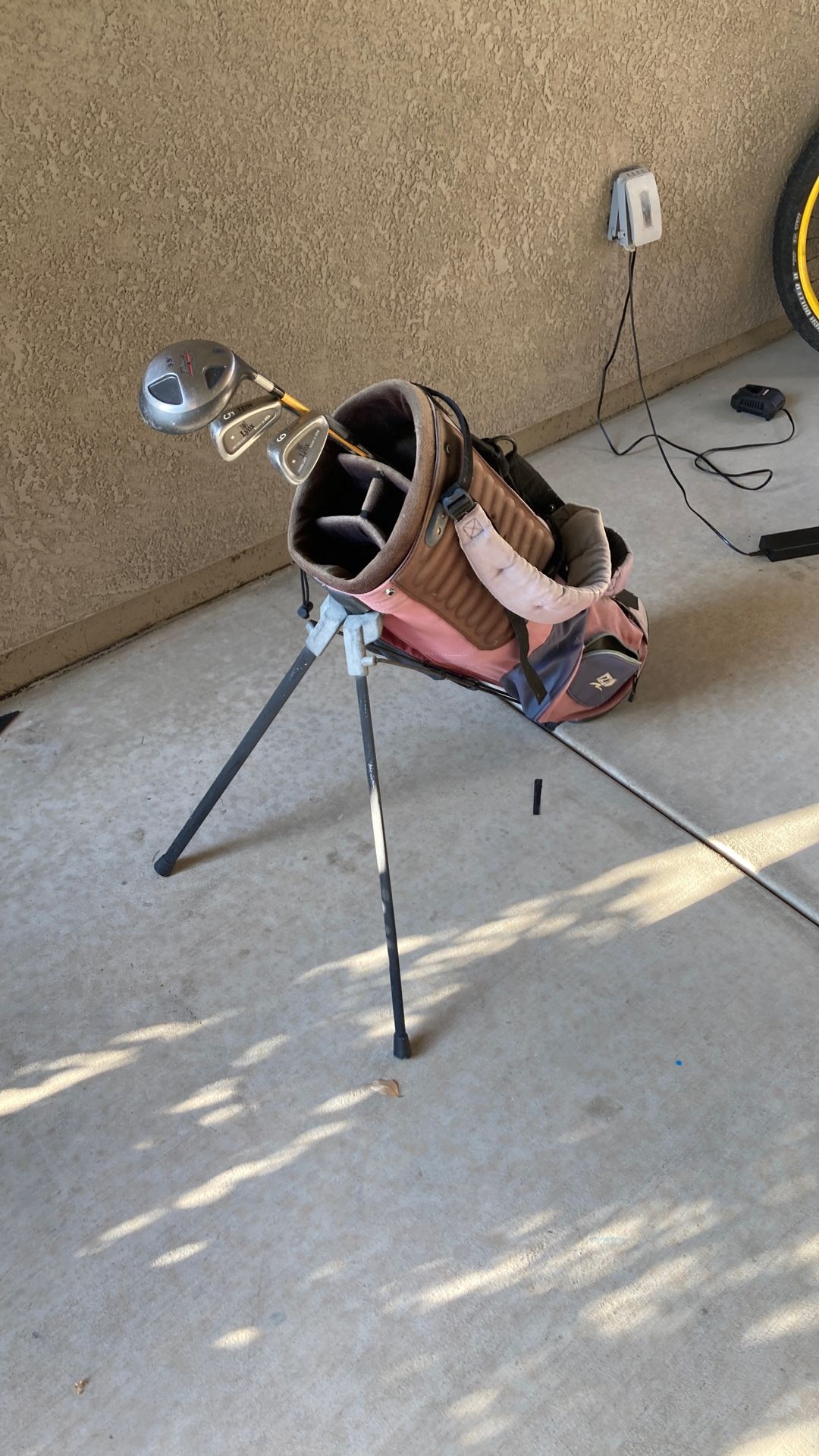Golf clubs