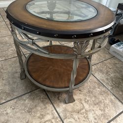 Round Coffee Table And End Table Set
