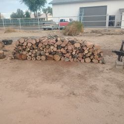 Seasoned Mesquite Firewood