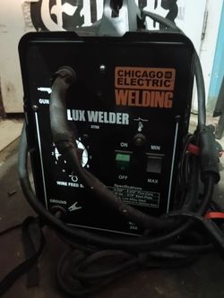 Chicago Electric Lux Welder Flux-Core MIG Welder