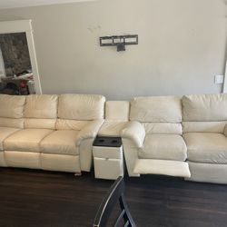 Reclinable Leather Couches Set
