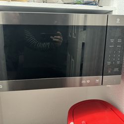 LG microwave 