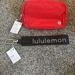 Lululemon Bundle Everywhere Belt Bag And Never Lost Keychain Brand New