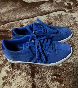 $25, Women’s shoes size 8.5