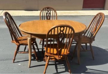 Antique Wood Dining Table with 4 Windsor Chairs