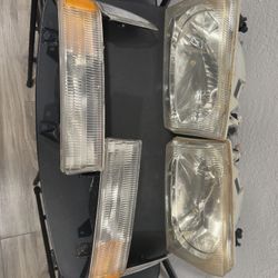 00-05 F350 Excursion Headlights And Turn Signal /  Driver Mirror Oem 