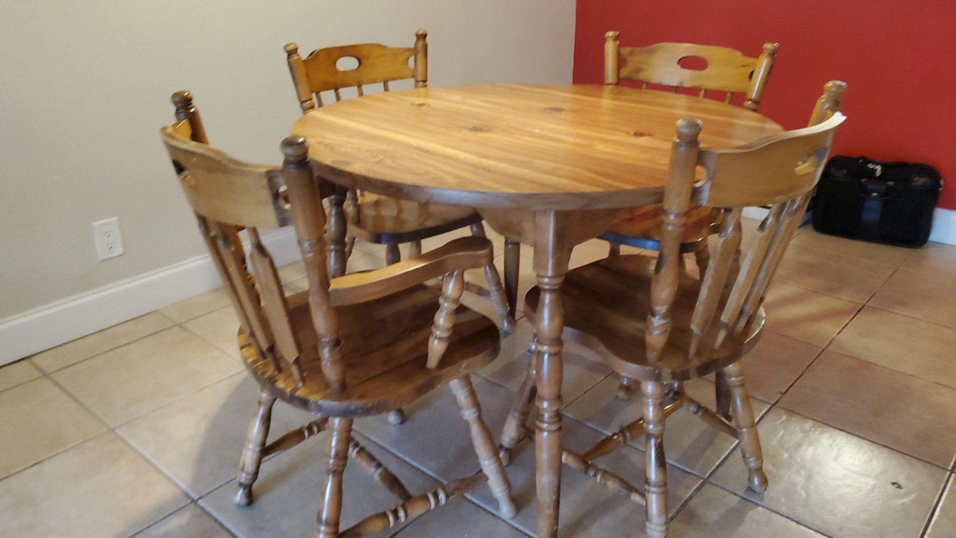 Kitchen table with 4 chairs, kitchen chairs