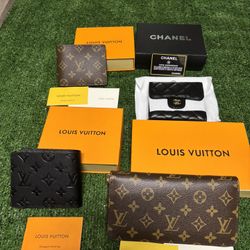 Woman wallet in men wallet