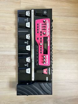 Boss RC300 Guitar Pedal