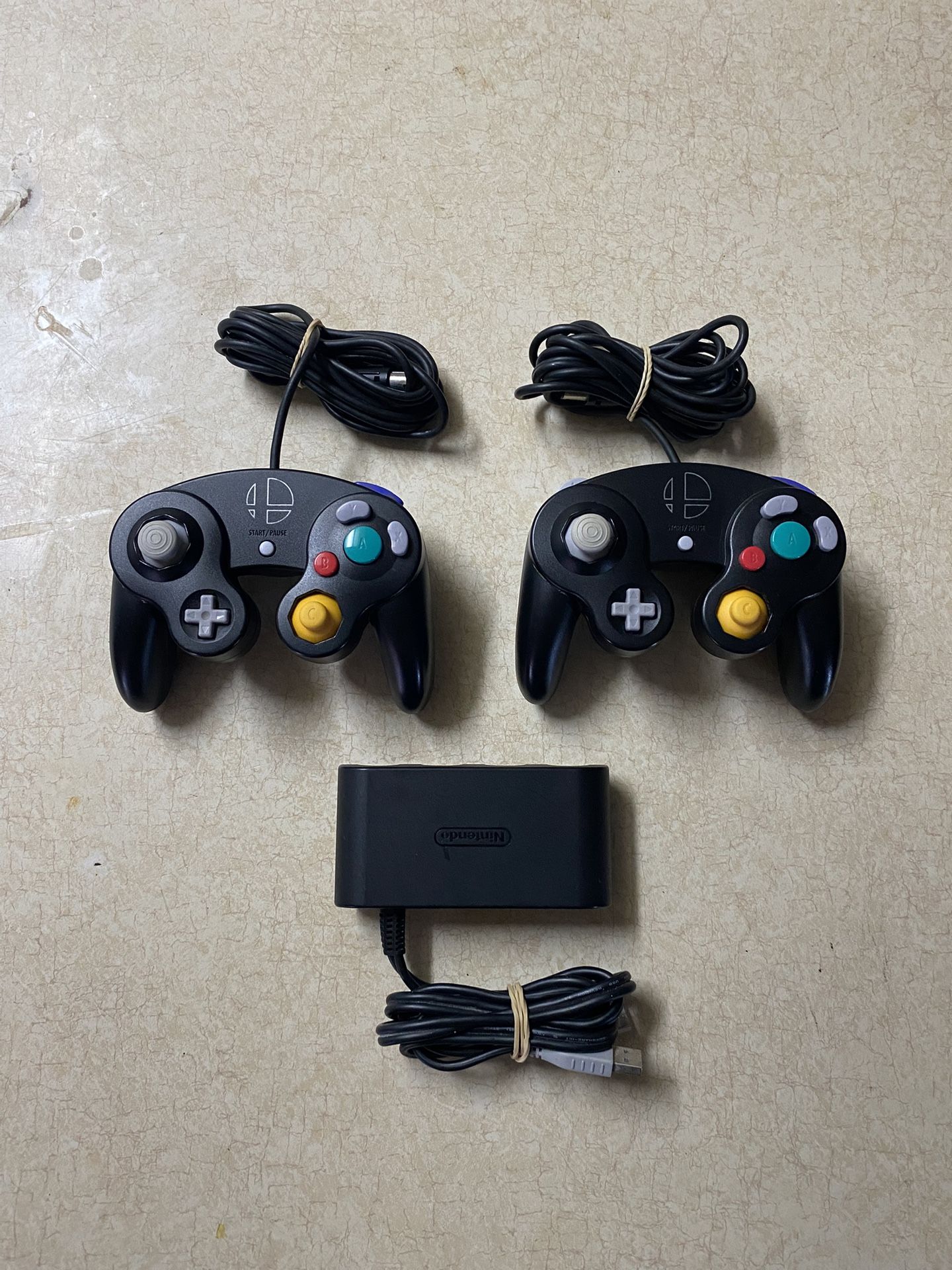 2 Original SMASH BROS. Gamecube Controllers With Adapter For Switch
