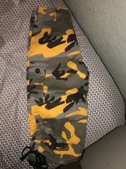 Camo pants