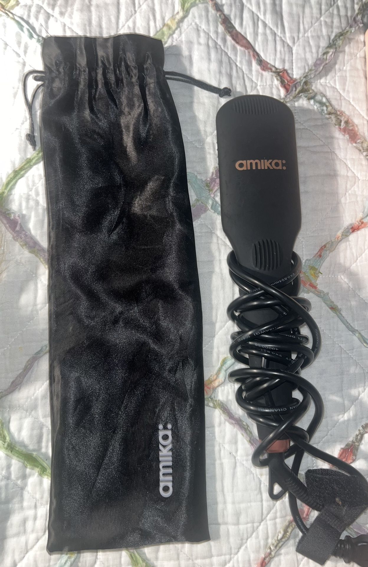 Amika Hair Straightener