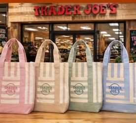 Trader Joe’s mini Tote Bag $40 set of 4