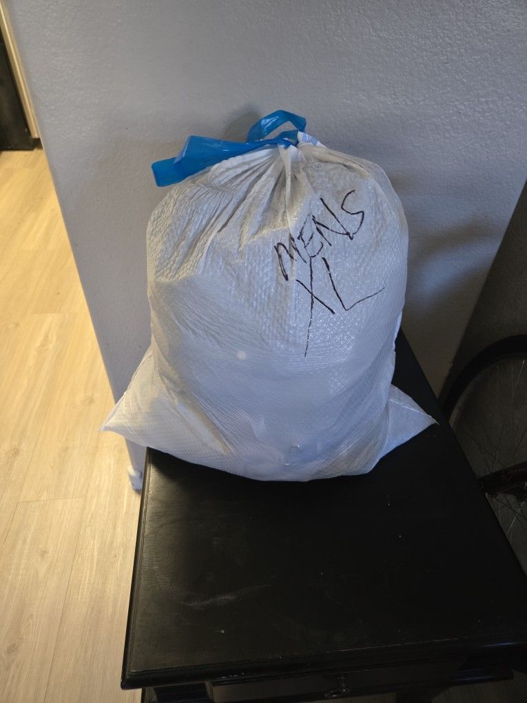 Mens Clothes size XLarge Bundle LOT