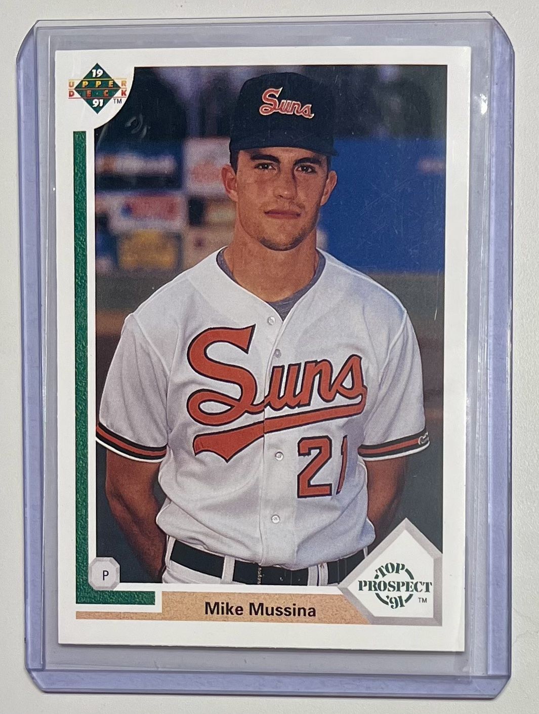 1991 Upper Deck Baseball Mike Mussina No. 65 Top Prospect Rookie Card