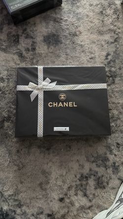 CHANEL 4-Piece Fragrance Gift Set β New π