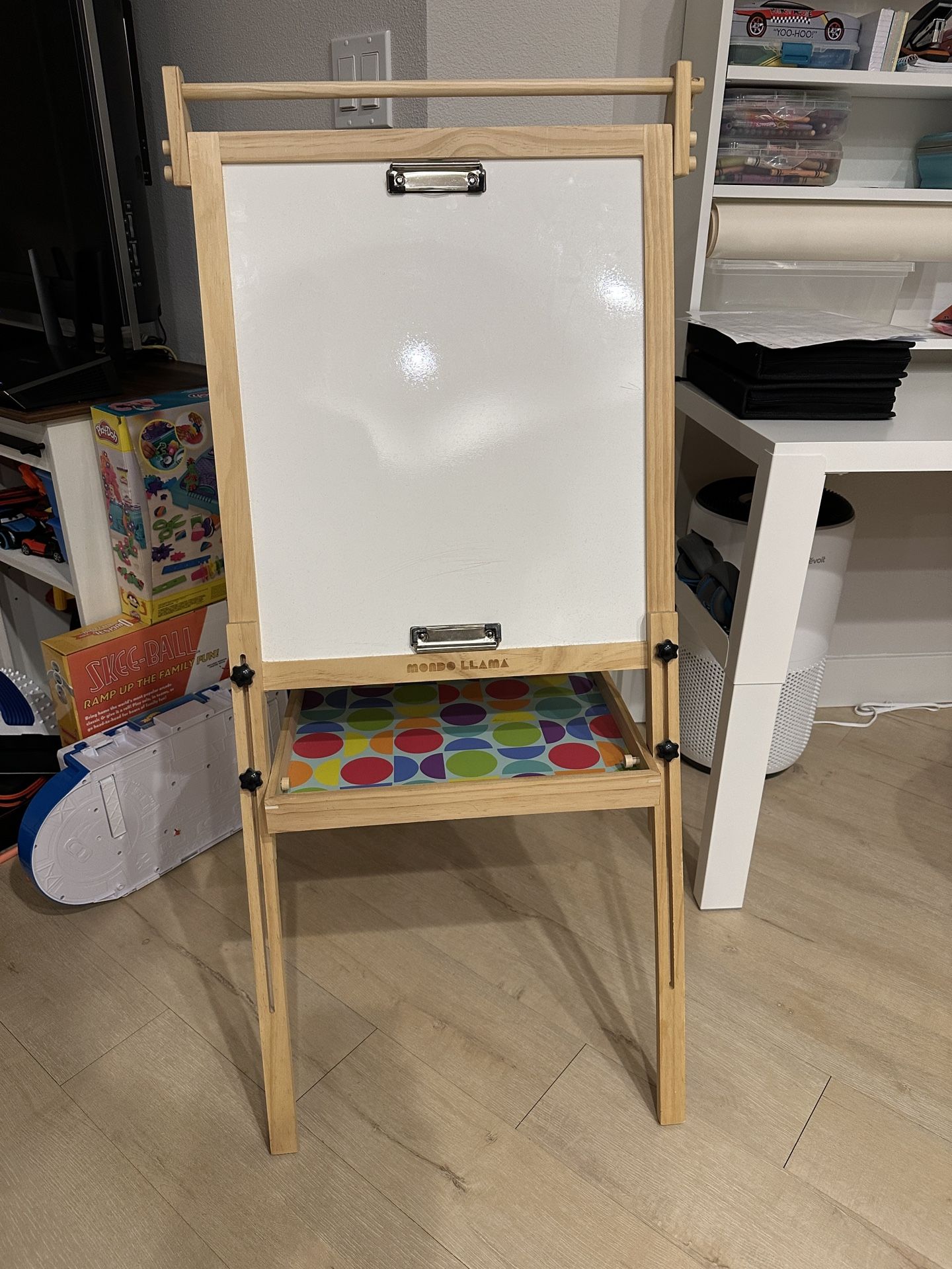 Mondo Llama 3-in-1 Easel For Kids