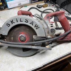 SKIL Magnesium Worm Drive Circular Saw