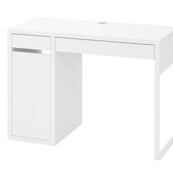 Computer Desk