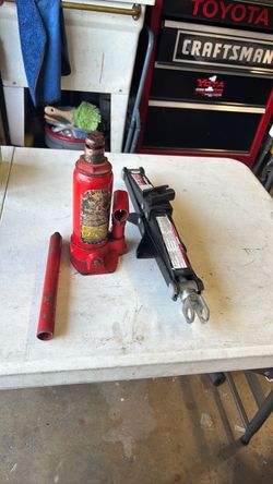 Floor jacks