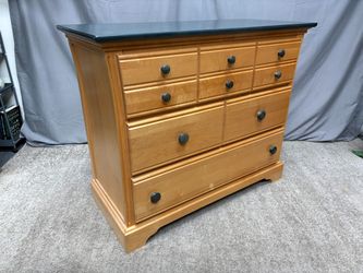 LITTLE FOLKS Maple Wood Emerald Top 3-Drawer Low Dresser