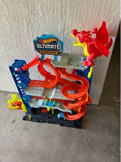Hot Wheels City Ultimate Garage