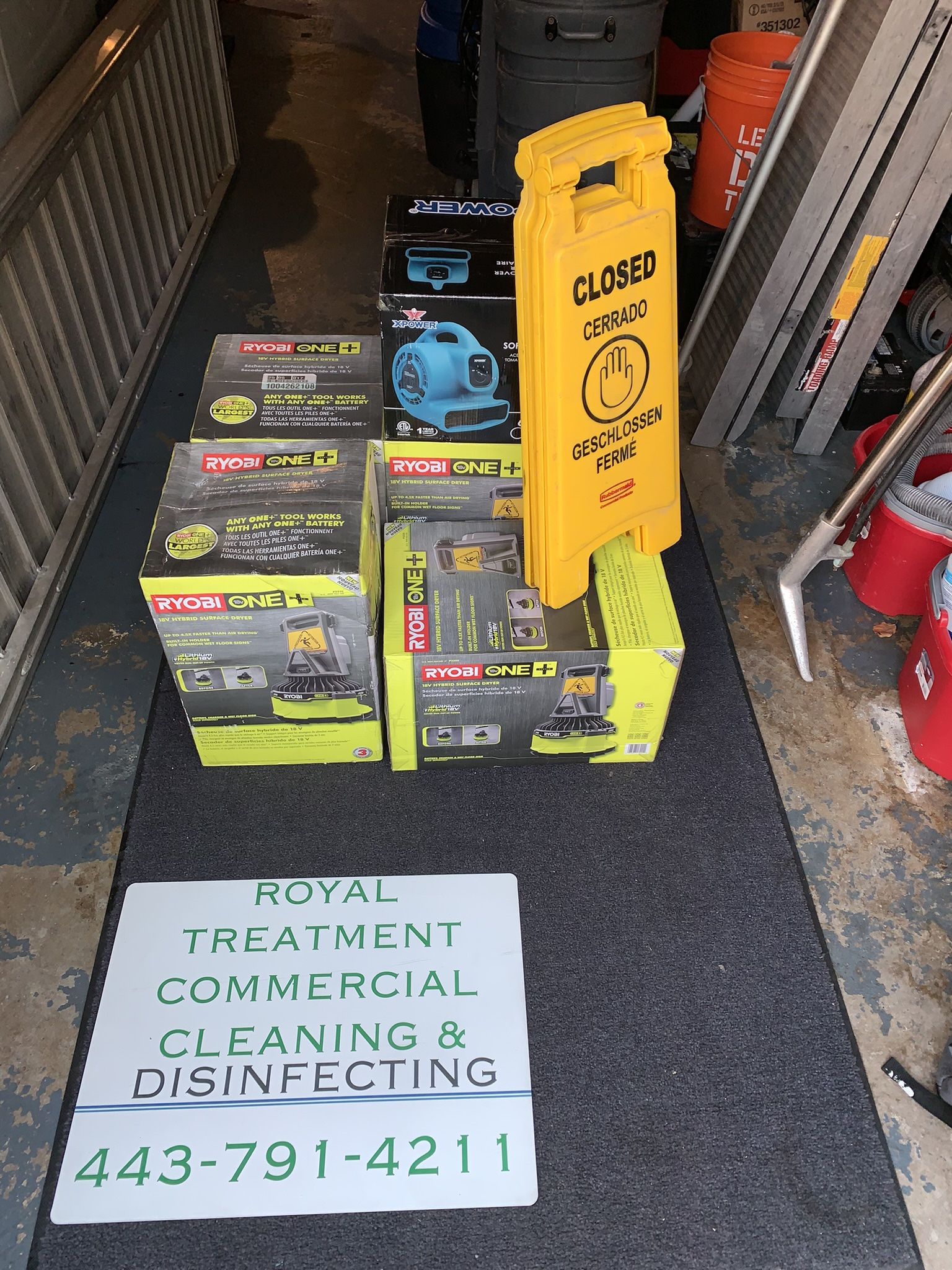 Scrubbers Buffers Carpet Machines