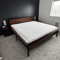 King Size Metal Platform Bed Frame with Night Stands 
