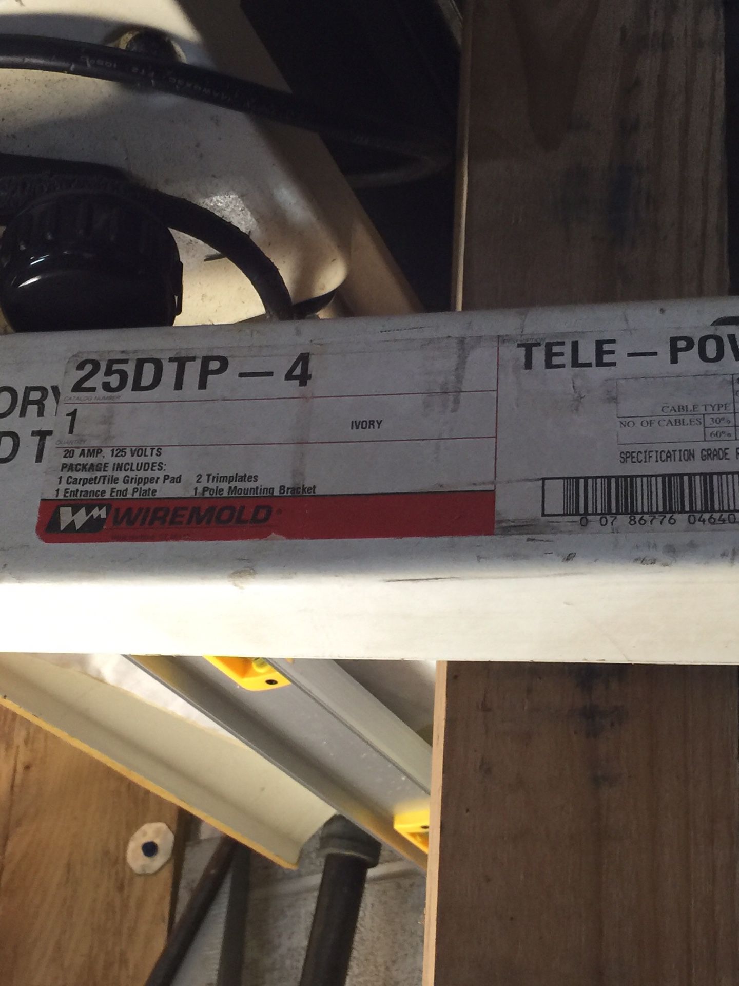 Wiremold power pole 25DTP-4