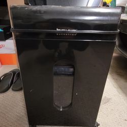 Boxis Micro Shredder