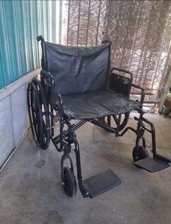Wheelchair     500  Lbs