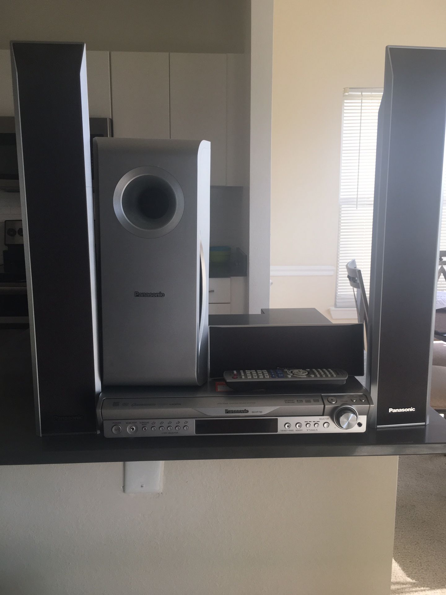 Panasonic 5-Disc DVD Home Theater Sound System (model SA-HT740)