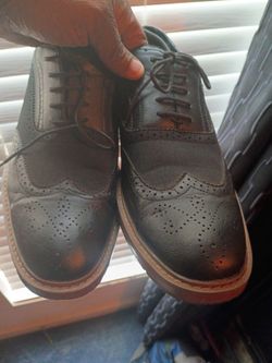 Dress shoes