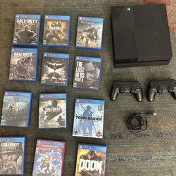 OG 500gb ps4, 2 controllers with 12 games