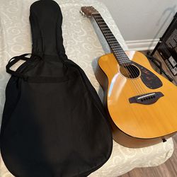 Yamaha FG JR1 Mini/ Travel/kids Folk Guitar With Bag