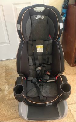 Graco 4Ever Extend2Fit Platinum Car Seat