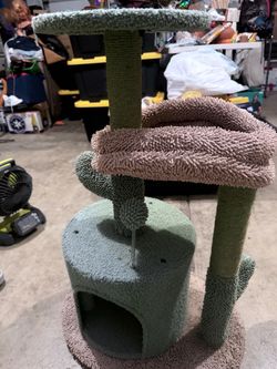 Cat tree